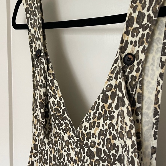 Leopard Print Jumpsuit - Picture 4 of 4